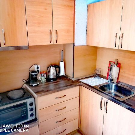 Comfort Getaway Studio Apartment Varna Exterior photo